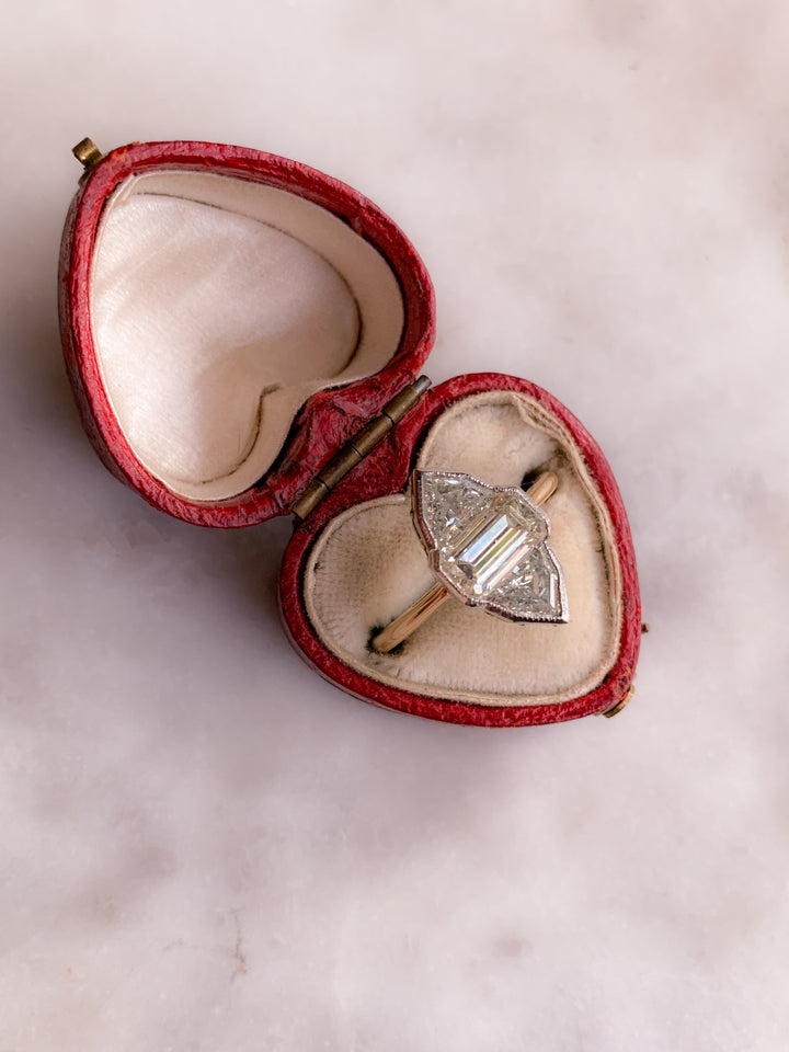 18ct & Platinum Marquise de Pompadour Ring 2.08ctw