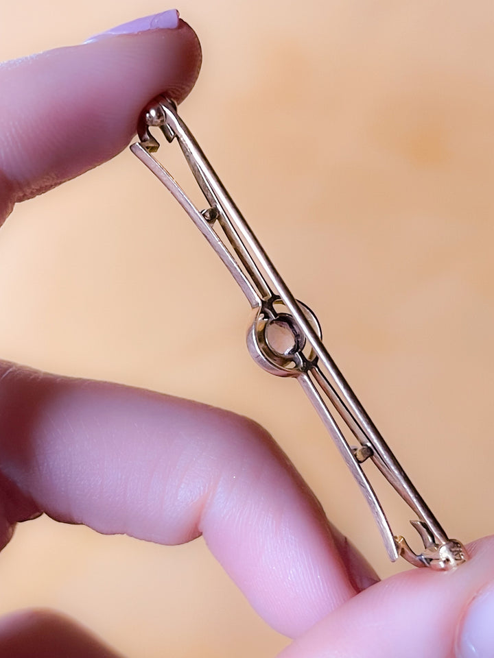 Amethyst and Pearl Bar Brooch in 14k