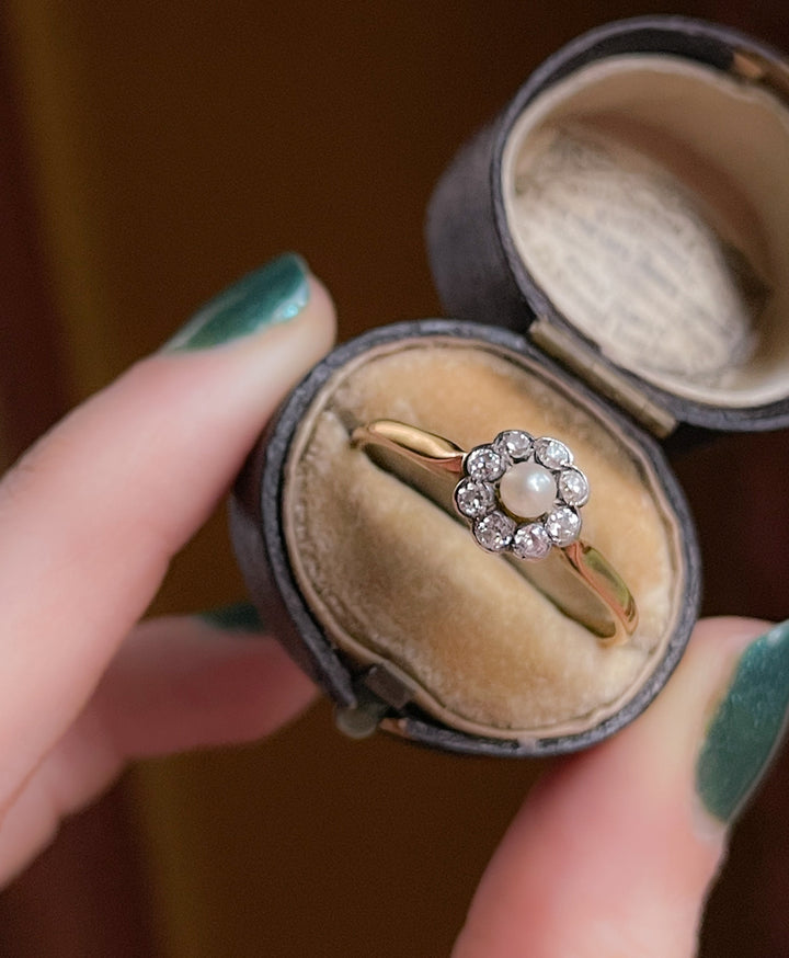 Stunning 18k Diamond and Pearl Cluster Ring