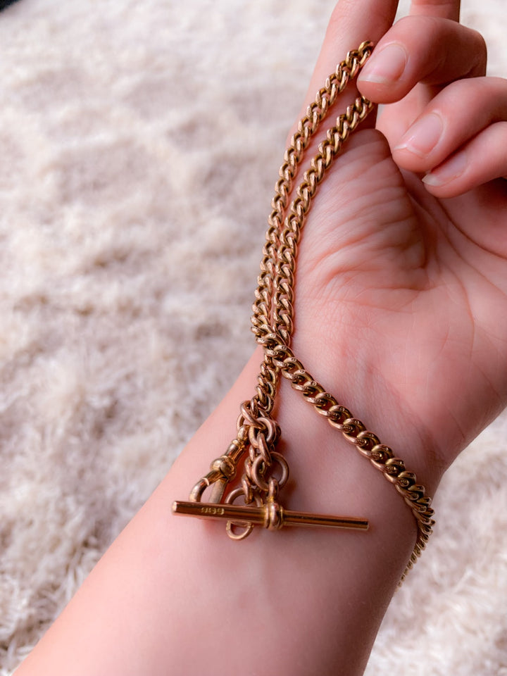 Victorian Cuban Link T-Bar Chain in 9k with Two Dog Clips