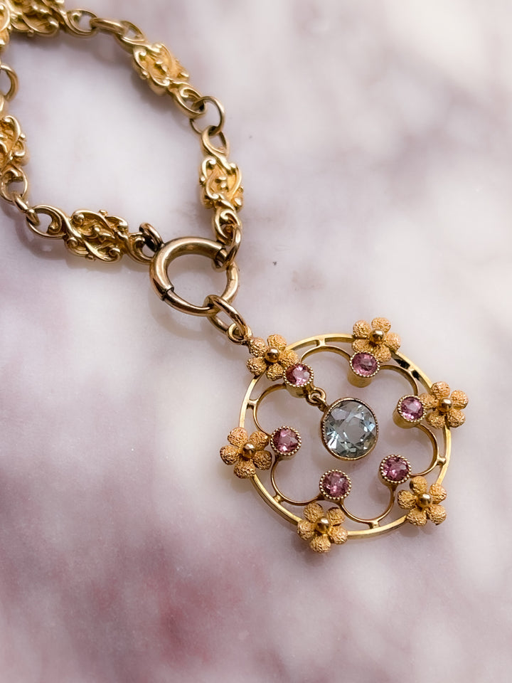 15ct Exceptional Aquamarine and Pink Sapphire Circle Pendant *Include blue ribbon*