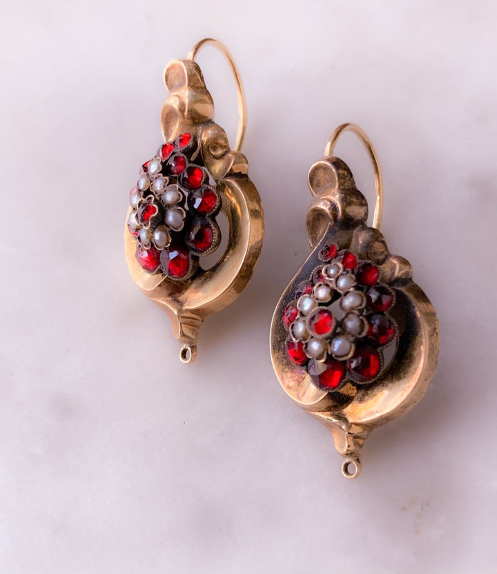 Early Victorian Garnet Teardrop Earrings Circa 1840