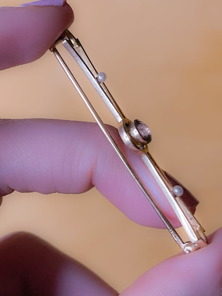 Amethyst and Pearl Bar Brooch in 14k