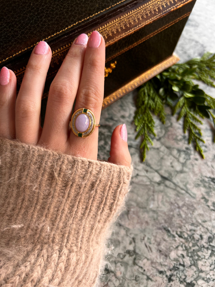 Stunning 14ct Lavender Jadeite, Diamond and Emerald Ring