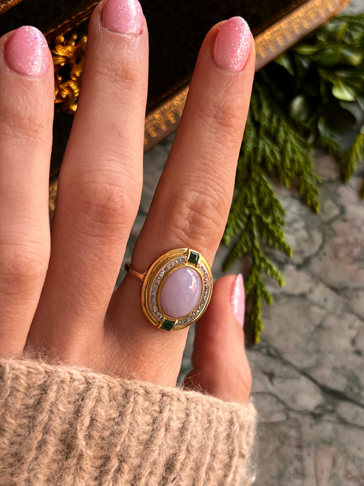 Stunning 14ct Lavender Jadeite, Diamond and Emerald Ring