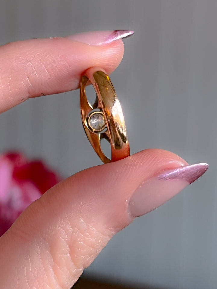 Superb Mid-Century Geometric Diamond Solitaire