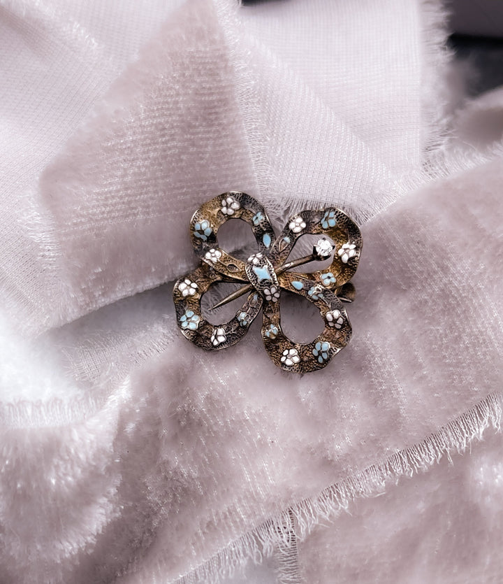 Stunning Forget-Me-Not Enameled Bow in 14k