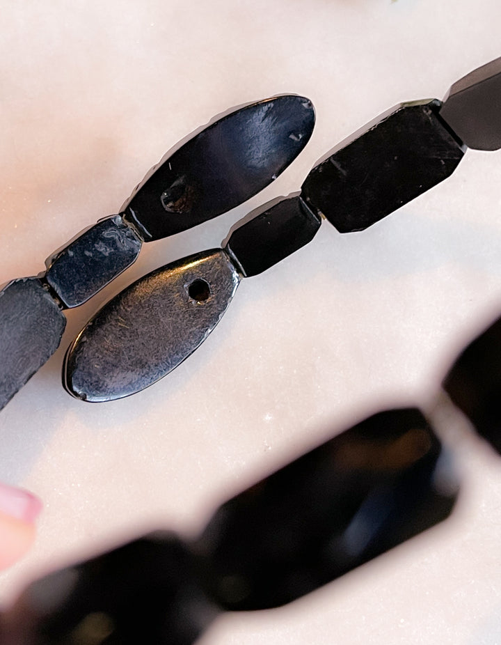 Outstanding Whitby Jet Snake Choker Circa 1840